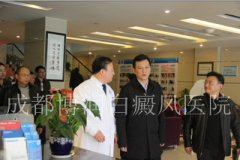 �������ί���������һ�е���Ժ����ָ������